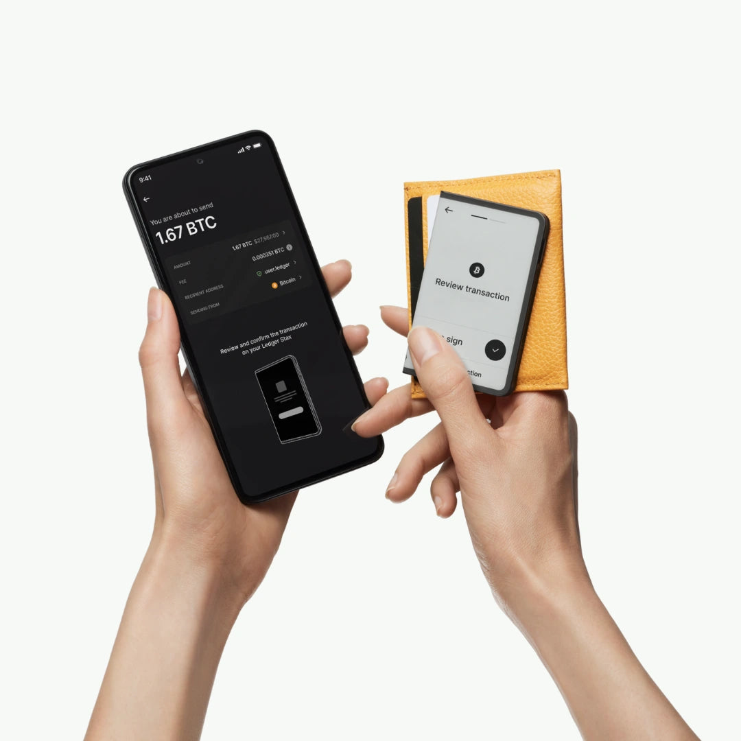 Ledger Stax + Recovery Key