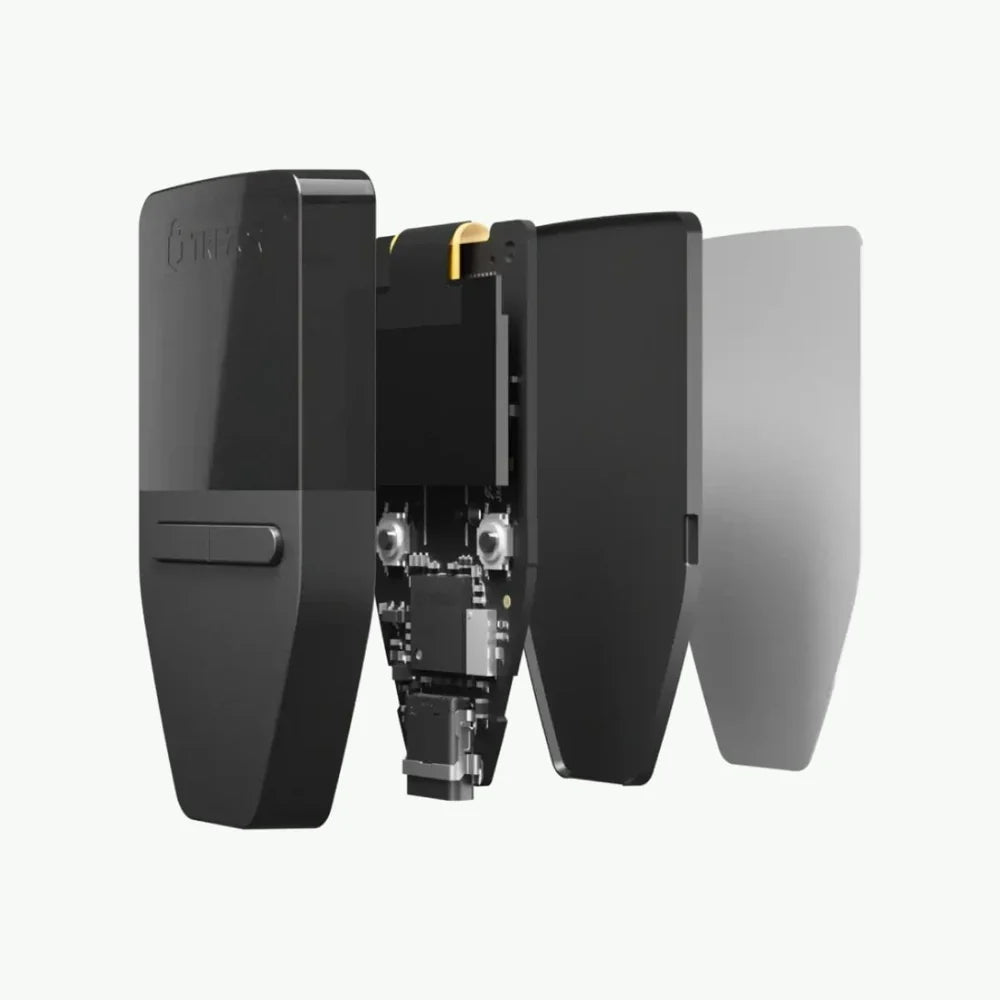 Trezor Safe 3 + Cryptotag Zeus Bundle