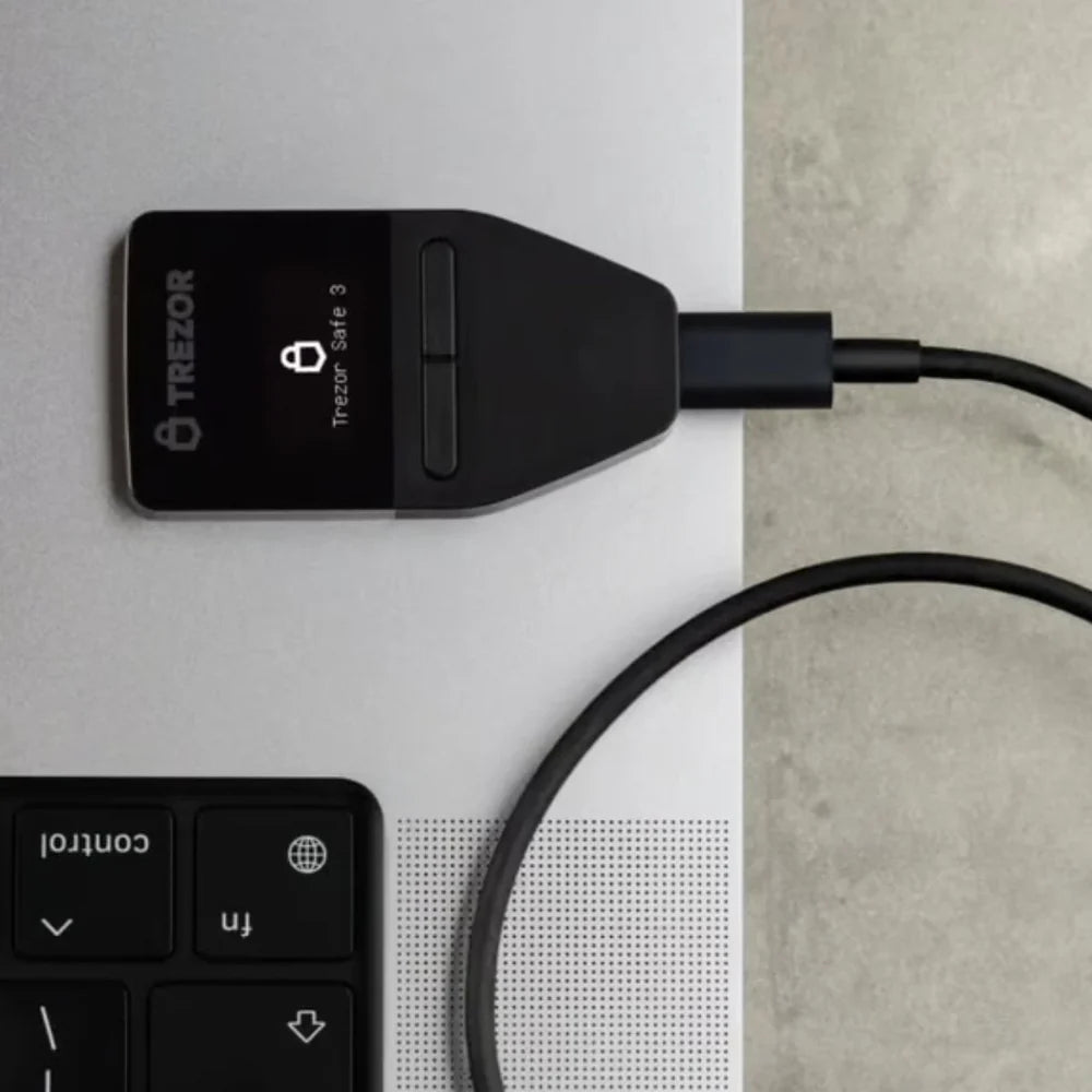 Trezor Safe 3 + Cryptotag Zeus Bundle
