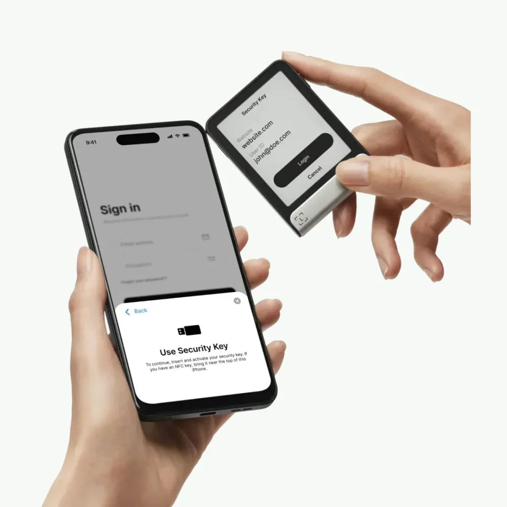 Ledger Flex + 70 dollar Bitcoin voucher + Cryptotag Loki Bundel